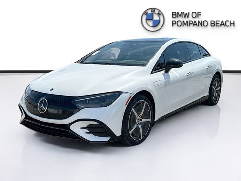 Used 2025 Mercedes-Benz EQE 350+ 4MATIC Sedan image 3
