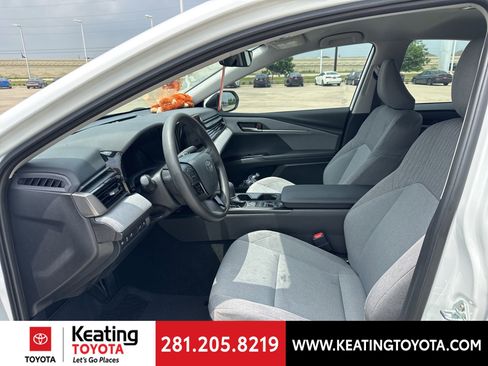 Certified 2025 Toyota Camry LE w/ Convenience Package FWD image 17