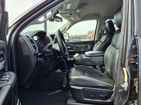 Used 2024 RAM 2500 Laramie image 15