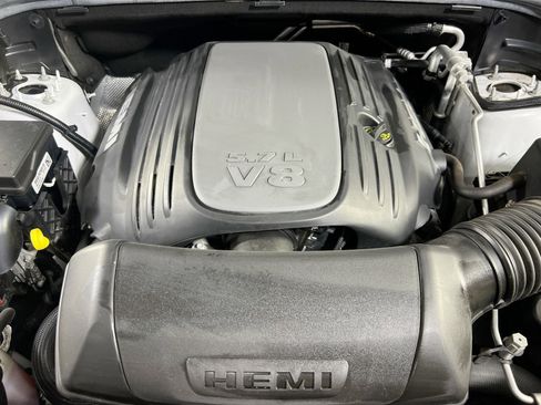 Used 2022 Dodge Durango R/T w/ Blacktop Package AWD/4WD image 30
