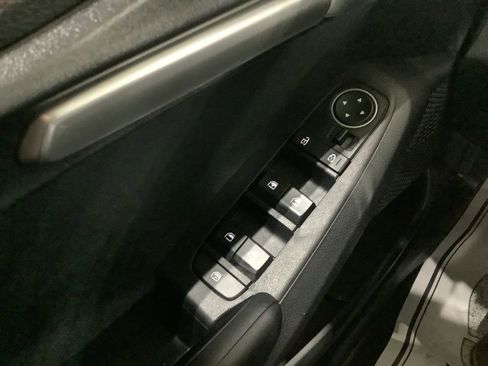 Certified 2023 Kia Seltos LX image 18