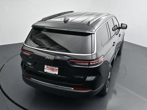 Used 2023 Jeep Grand Cherokee L Limited AWD/4WD image 28