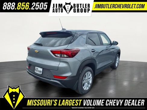 New 2026 Chevrolet TrailBlazer LS w/ LS Convenience Package FWD image 2