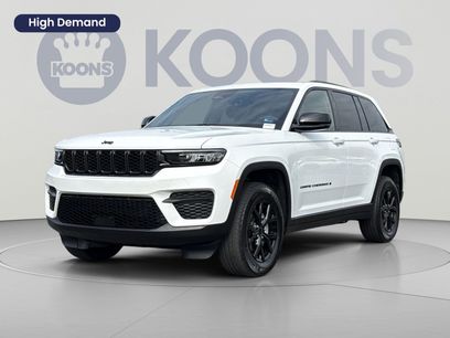 Used 2025 Jeep Grand Cherokee 4WD
