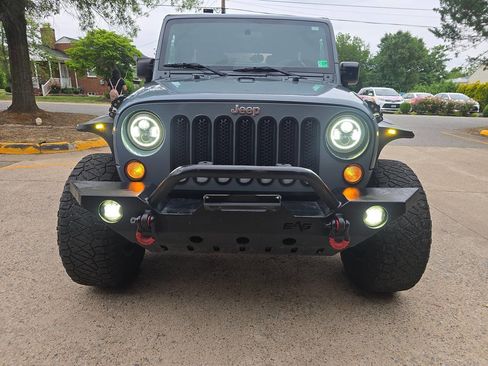 Used 2015 Jeep Wrangler Unlimited Sport w/ Max Tow Package AWD/4WD image 8