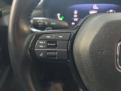 Used 2023 Honda Accord Touring image 27