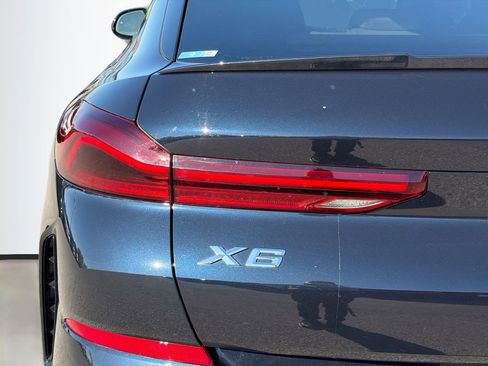 Used 2026 BMW X6 xDrive40i image 11