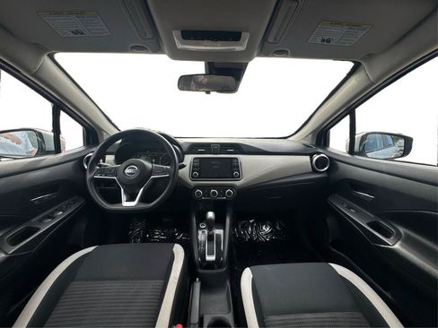 Used 2020 Nissan Versa SV FWD image 15
