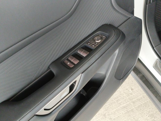 Used 2026 Lexus ES 350h w/ Convenience Package FWD image 9