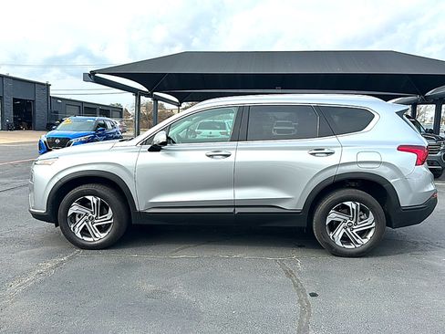 Used 2023 Hyundai Santa Fe SEL w/ Cargo Package image 5