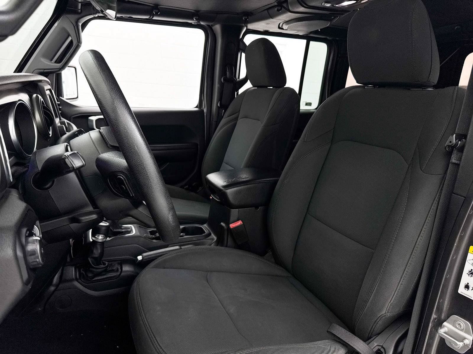 Used 2018 Jeep Wrangler Unlimited Sport AWD/4WD image 14
