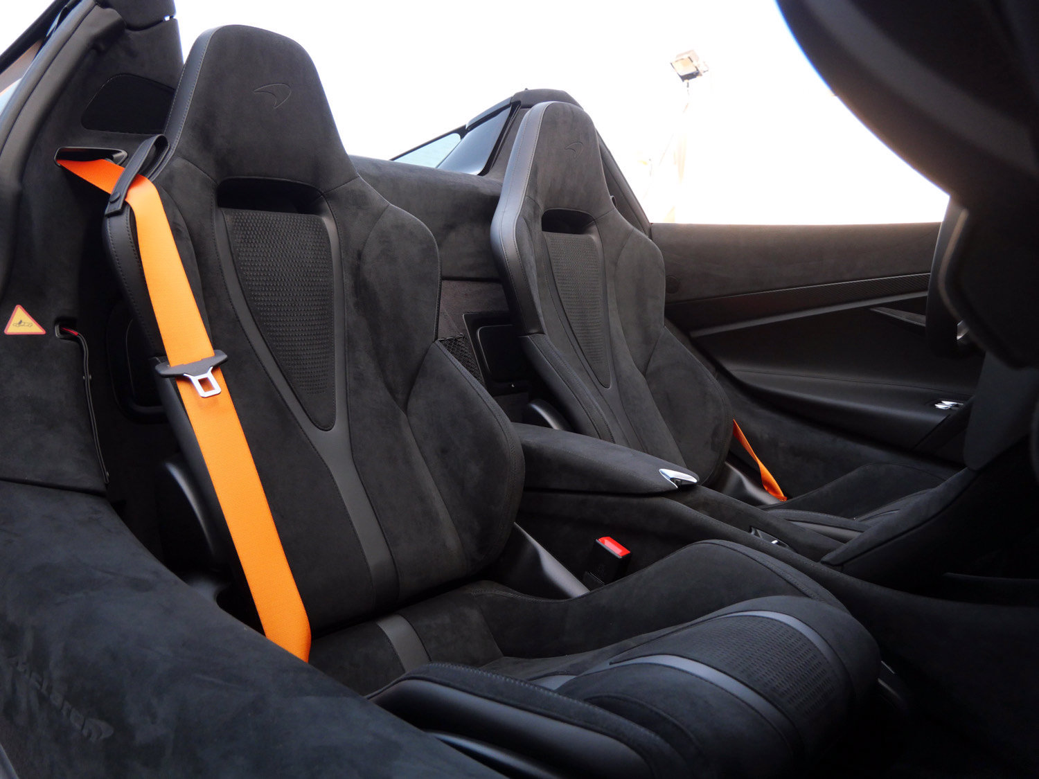 Used 2024 McLaren 750S Spider RWD image 10