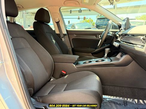 Used 2023 Honda Civic LX image 32