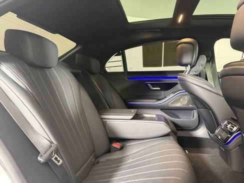 Used 2022 Mercedes-Benz S 500 4MATIC image 28