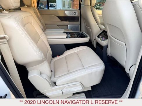 Used 2020 Lincoln Navigator L Reserve w/ Luxury Package image 15