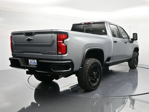 New 2026 Chevrolet Silverado 2500 ZR2 AWD/4WD image 5