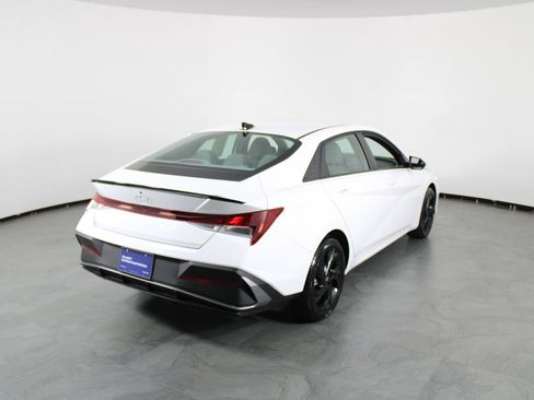 Certified 2026 Hyundai Elantra Sport FWD image 4