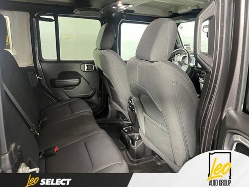Used 2022 Jeep Wrangler Unlimited Sport AWD/4WD image 22