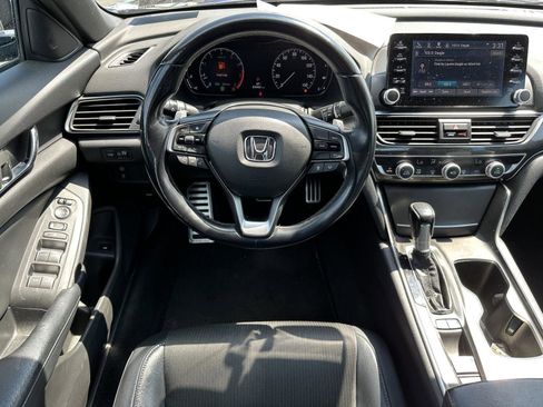 Used 2018 Honda Accord Sport image 12