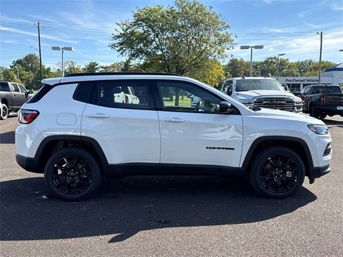New 2026 Jeep Compass Latitude w/ Quick Order Package 29K image 4