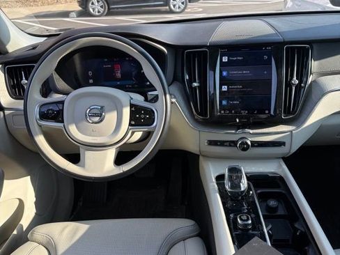 Used 2023 Volvo XC60 B6 Ultimate w/ Protection Package Premier AWD/4WD image 16