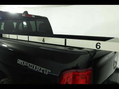 Used 2020 RAM 1500 Big Horn AWD/4WD image 12
