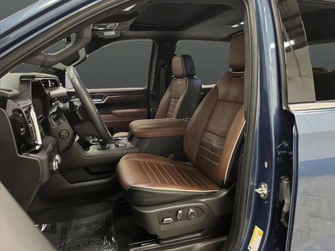 Used 2024 GMC Sierra 1500 Denali Ultimate image 4