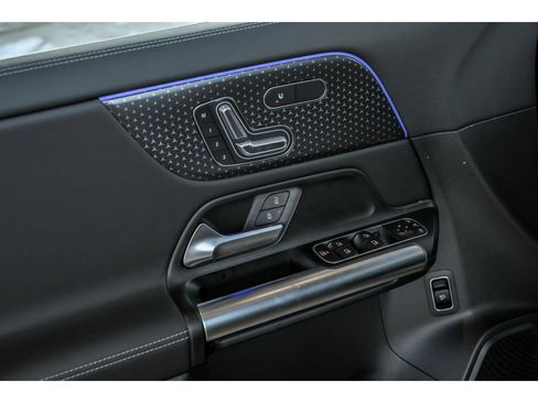 Certified 2026 Mercedes-Benz GLA 250 GLA 250 4MATIC image 9