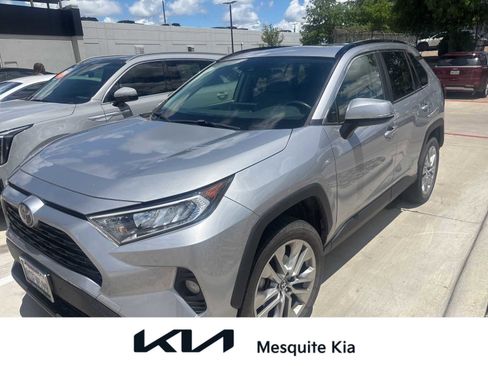 Used 2020 Toyota RAV4 XLE Premium AWD/4WD image 1