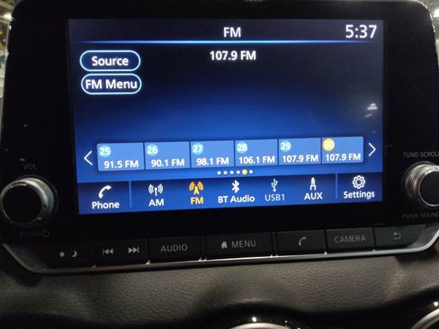 Used 2024 Nissan Sentra SV w/ Lighting Package image 25