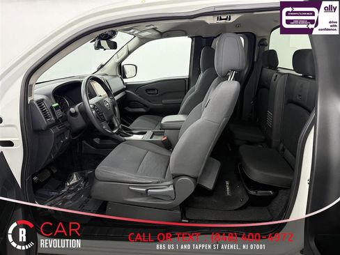 Used 2023 Nissan Frontier S image 12
