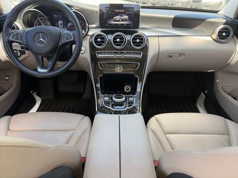 Used 2018 Mercedes-Benz C 300 Sedan image 14