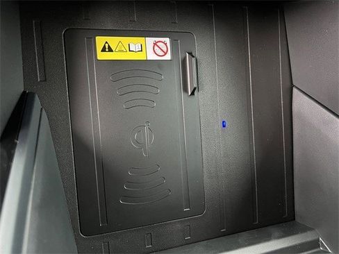 New 2026 Toyota Tundra SR5 image 18