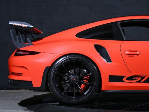 Used 2016 Porsche 911 GT3 RS image 39