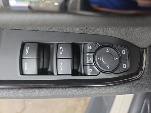 New 2026 GMC Sierra 3500 AT4 w/ Technology Package AWD/4WD image 29