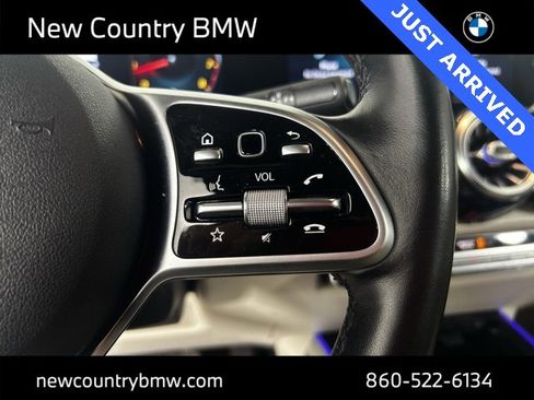 Used 2021 Mercedes-Benz GLB 250 4MATIC image 17