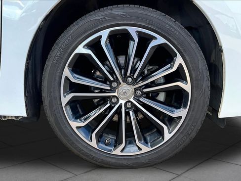 Used 2014 Toyota Corolla S FWD image 10