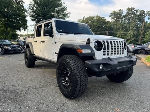 Used 2020 Jeep Gladiator Sport AWD/4WD image 8