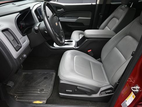 Used 2016 Chevrolet Colorado LT w/ Luxury Package, Chrome RWD image 15