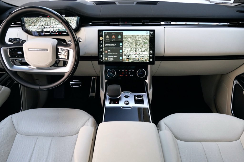 Used 2023 Land Rover Range Rover Long Wheelbase SE AWD/4WD image 17