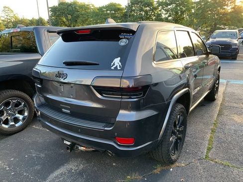 Certified 2021 Jeep Grand Cherokee Laredo X AWD/4WD image 7
