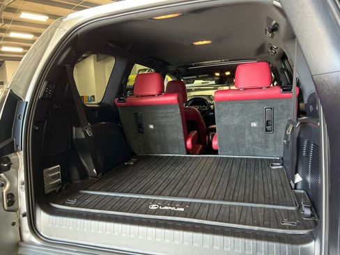 Used 2023 Lexus GX 460 Premium image 52