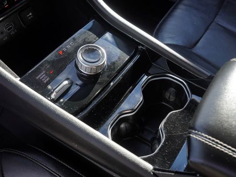 Used 2021 Jeep Grand Cherokee L Limited image 17