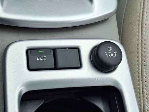 Used 2011 Volvo S40 T5 image 15