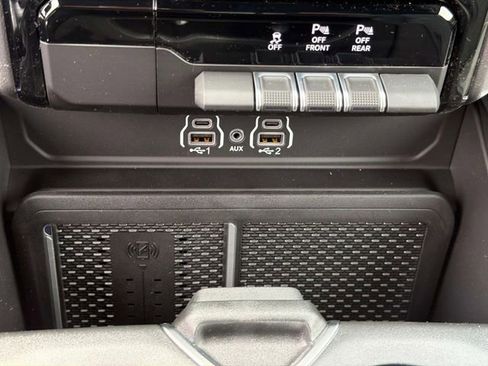 New 2026 RAM 1500 4x4 Crew Cab image 24