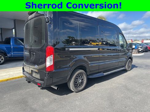 Used 2022 Ford Transit 250 Medium Roof w/ Upfitter Package image 4