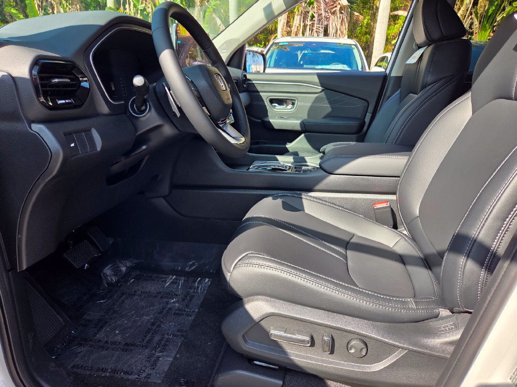 New 2026 Honda Pilot Touring image 8