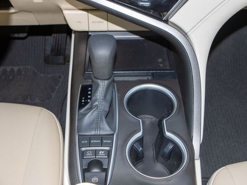 Used 2023 Toyota Camry LE image 22