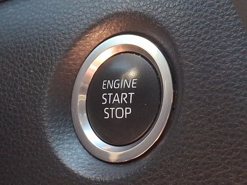Used 2023 Toyota Corolla SE FWD image 23