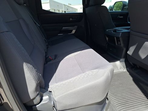 Used 2025 Toyota Tundra SR5 AWD/4WD image 30